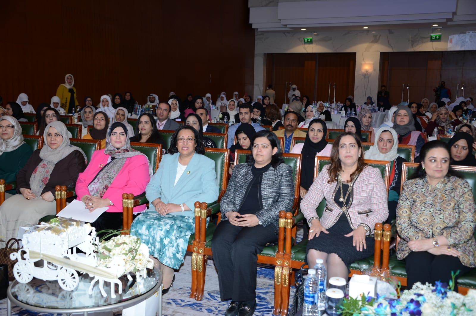تحت رعاية سعادة وزيرة الصحة .. لجنة تكافؤ الفرص تقيم حفل تكريم بمناسبة يوم المرأة البحرينية 2018