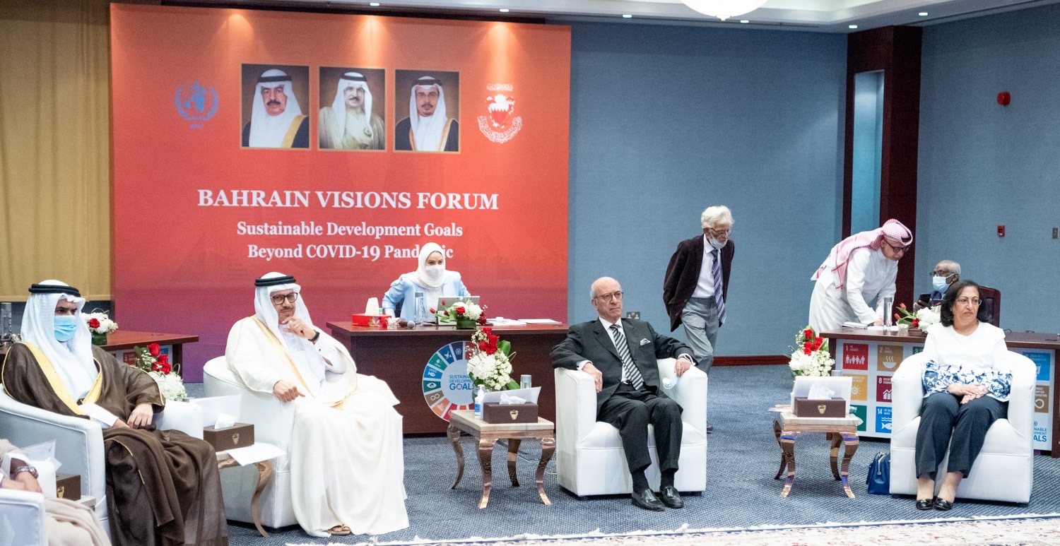 وزير الخارجية : منتدى رؤى البحرين يوفر منصة لمناقشة الاستراتيجيات اللازمة لمواجهة مختلف التحديات العالمية