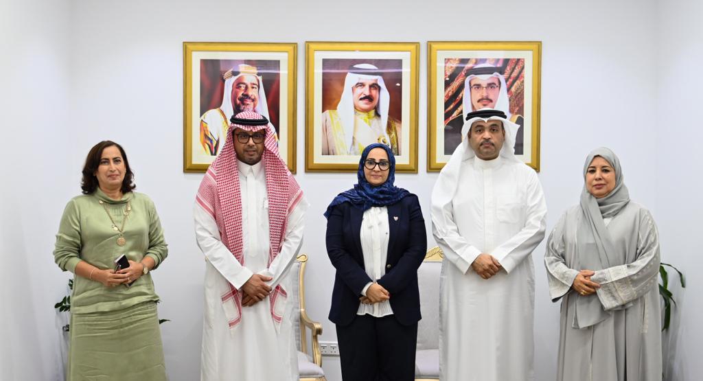 وزيرة الصحة تستقبل المدير العام لمجلس الصحة لدول مجلس التعاون لدول الخليج العربية