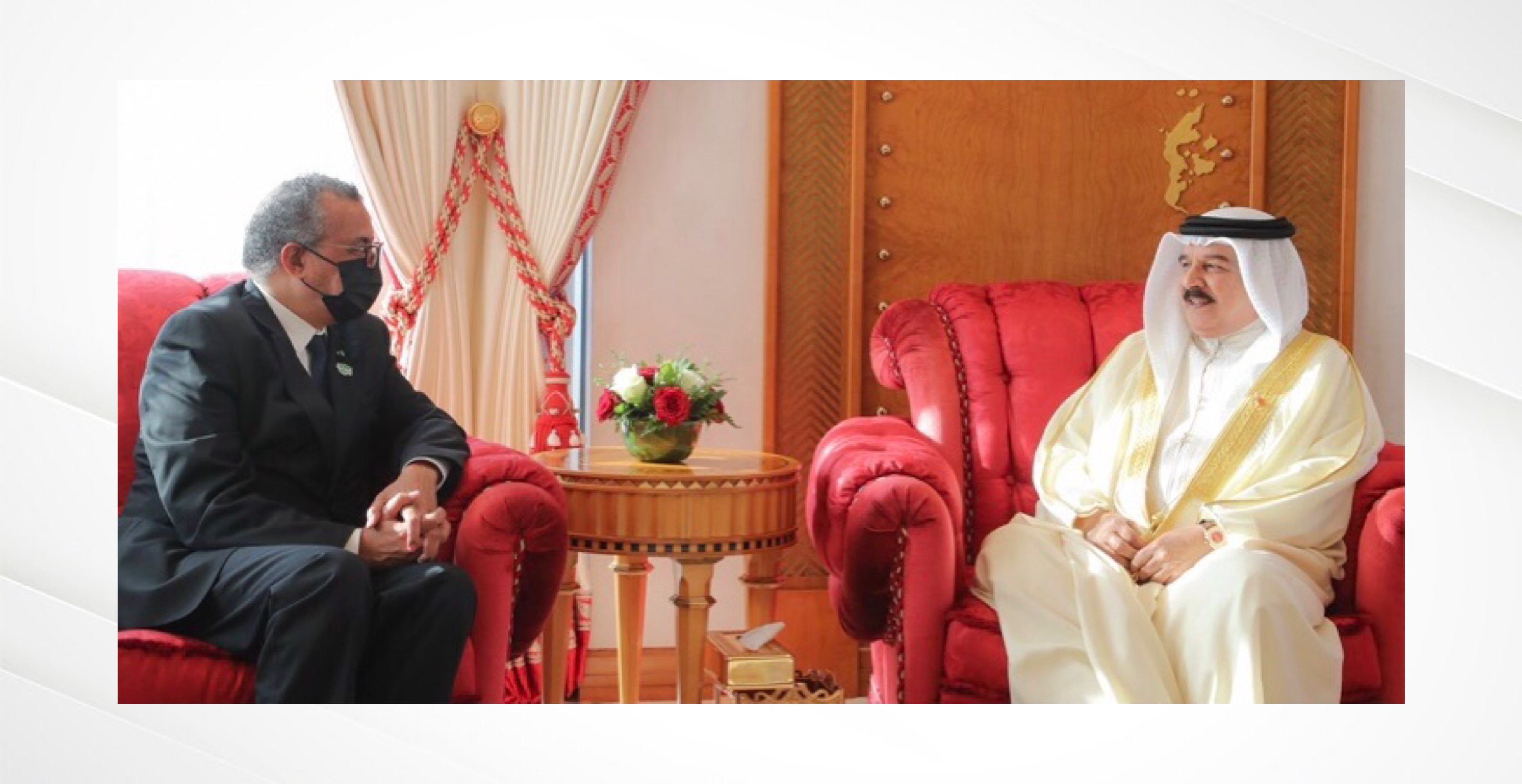 جلالة الملك المفدى يستقبل المدير العام لمنظمة الصحة العالمية.. ويؤكد دعم مملكة البحرين لجهود المنظمة الهادفة لمكافحة جائحة كورونا